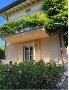 Casa Indipendente in Affitto ad Lucca - 210000 Euro