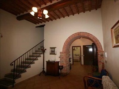 Casa Indipendente in Vendita ad Lucignano - 350000 Euro