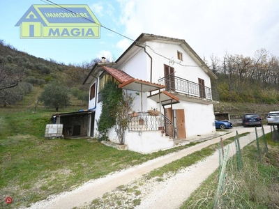 Casa indipendente in Vendita in a Ascoli Piceno