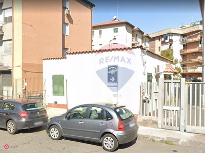 Casa indipendente in Vendita in Via Antonio Locatelli 1 a Catania