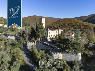 Castello in vendita - Calenzano, Italia
