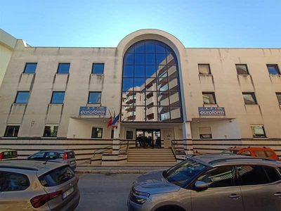 Edificio-Stabile-Palazzo in Vendita ad Mazara del Vallo - 1170000 Euro