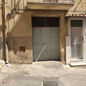 Garage/Posto auto in Vendita in Via Coniglio 28 a Caltagirone