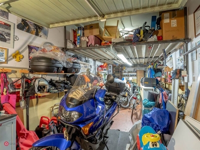 Garage/Posto auto in Vendita in Via Rita Levi Montalcini a Scandicci