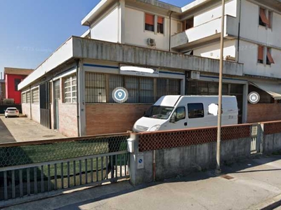 laboratorio in Vendita ad Santa Croce Sull`arno - 216000 Euro