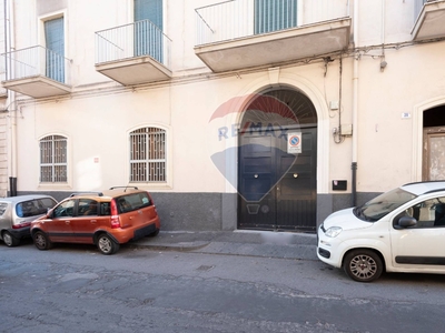 Quadrilocale in Via Fortino Vecchio, Catania, 1 bagno, posto auto
