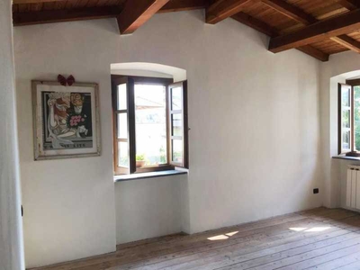 Rustico-Casale-Corte in Vendita ad Arcola - 130000 Euro