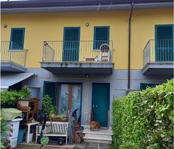 Semindipendente - Villa a schiera a Torre Del Lago Puccini, Viareggio