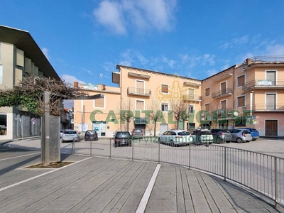 Stabile/Palazzo con terrazzo a Montesarchio
