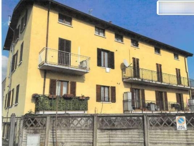 Trilocale in Via Domenico Vandelli 8, Como, 1 bagno, arredato, 82 m²