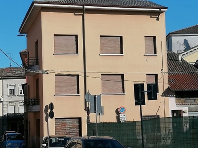 Trilocale in Via MILANO 7, Pandino, 2 bagni, 86 m², 2° piano