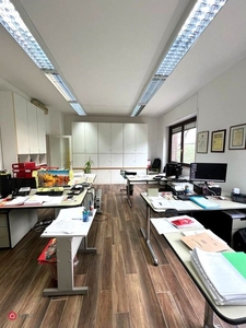 Ufficio in Affitto in Via Mario Donati a Milano