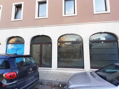 Ufficio in Vendita in Via Alonzo a Follonica