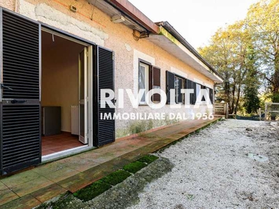 Villa a Schiera in Vendita ad Roma - 150000 Euro