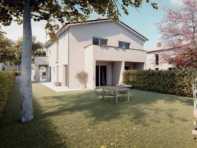 Villa Bifamiliare in Vendita a Imola - 439000 Euro