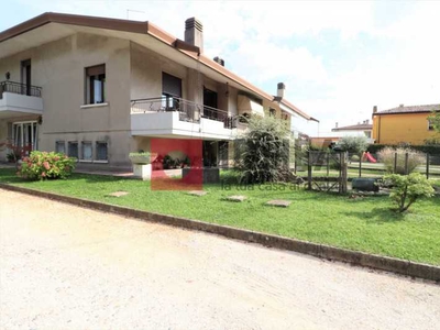 Villa Bifamiliare in Vendita ad Treviso - 329000 Euro