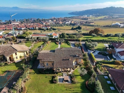 Villa in vendita Via Gabriele d'Annunzio, 15, Padenghe sul Garda, Lombardia