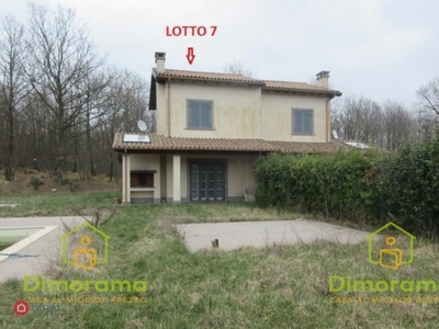 Villa in Vendita in Via del Poderetto a Acquapendente