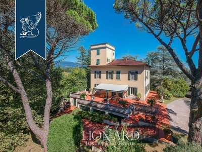 Villa in vendita Lucca, Toscana