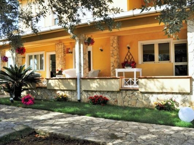 Villa singola in Via Ariosto 3, Agrigento, 5 locali, 3 bagni, 300 m²
