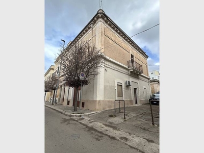 Casa Indipendente in vendita a Grottaglie, via XXV Luglio, 72 - Grottaglie, TA