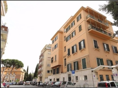 Appartamento in Affitto in Via Giovanni Battista de Rossi a Roma