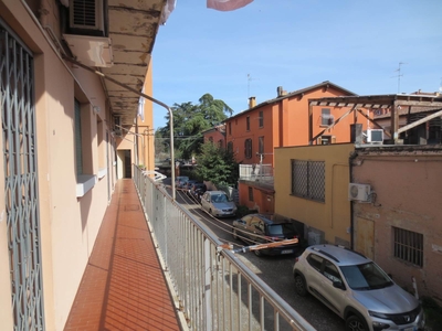 Appartamento in vendita a Bologna Santa Viola