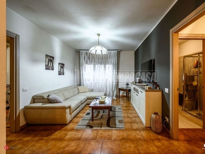 Appartamento in Vendita in Via Arezzo a Modena