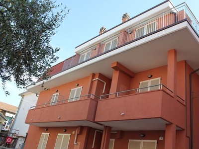 Appartamento in Vendita in Viale Gubbio 26 a Rimini