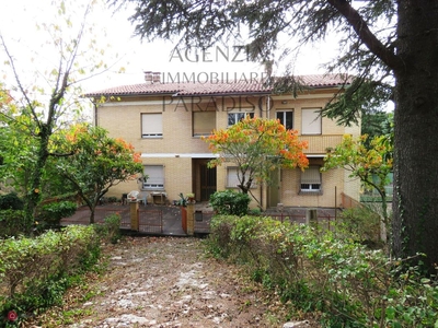Casa indipendente in Vendita in a Urbino