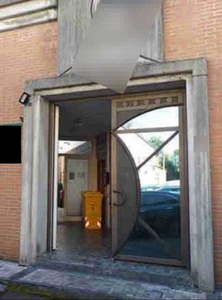 edificio-stabile-palazzo in Vendita ad Treviso - 126000 Euro