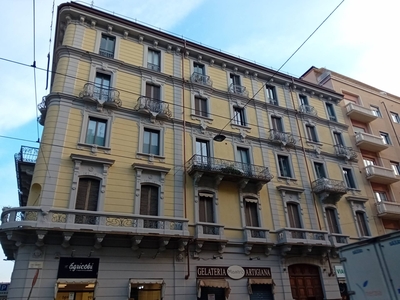 Locale commerciale in affitto, Torino cit turin
