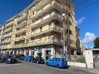 Quadrilocale con giardino a Napoli