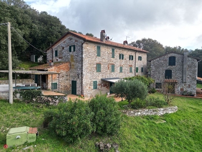 Rustico/Casale in Vendita in Via Sarzanese 348 a Lucca