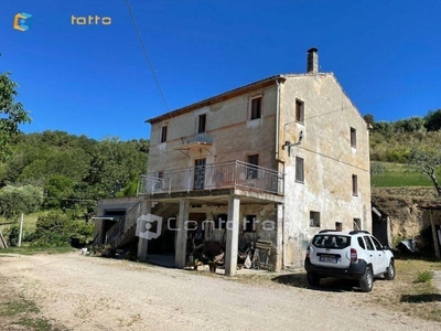 Rustico in vendita a Cupra Marittima