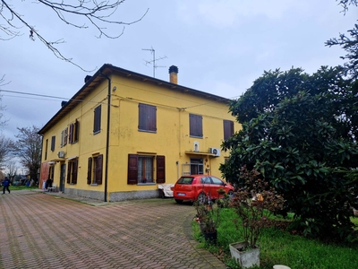 Villa a schiera in vendita a Calderara Di Reno Bologna