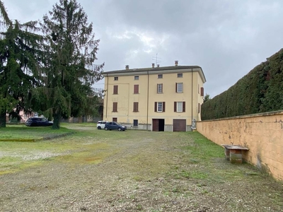 Villa in vendita a San Giorgio Piacentino Piacenza Rizzolo