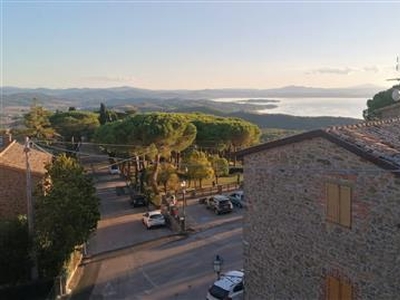 Appartamento - Quadrilocale a Castel Rigone, Passignano sul Trasimeno