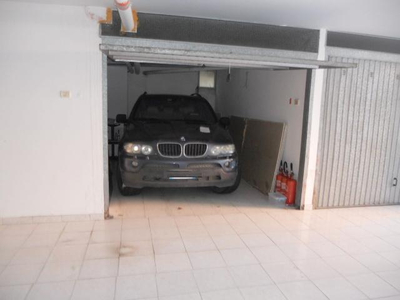 Box/Garage 18mq con box, San Benedetto del Tronto porto d'ascoli