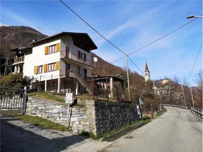 Casa Indipendente in Località Calasca Dentro, 16, Calasca-Castiglione (VB)