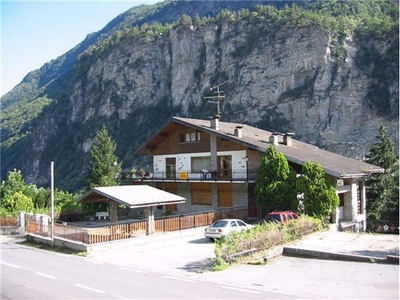 Villa in Via Sempione, 33, Varzo (VB)