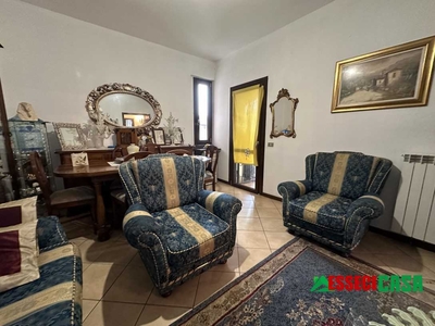 Appartamento in Vendita a Lurano Via Mazzini