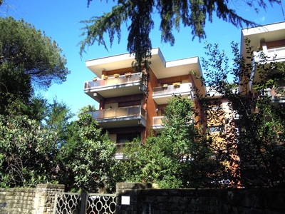 Appartamento in Via Manfredi Azzarita, Roma (RM)