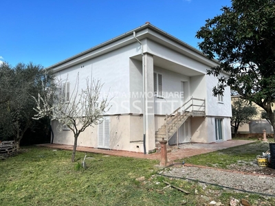 Casa indipendente con giardino, San Miniato isola