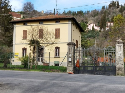 Vendita Casa indipendente VIA FRATELLI CARDINALI CICOGNANI, Brisighella