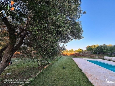 Lamiaterra lamia with private pool in Ostuni