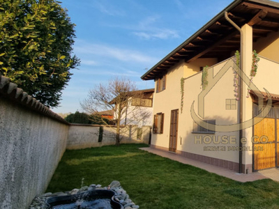 villa in vendita a Sant'Angelo Lomellina