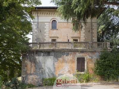Villa di 1043 mq in vendita - Todi