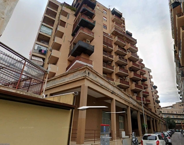 Appartamento con servizio di portierato, via Dotto, zona Indipendenza-Calatafimi B., Palermo