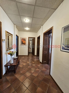 Appartamento di 105 mq in affitto - Arezzo